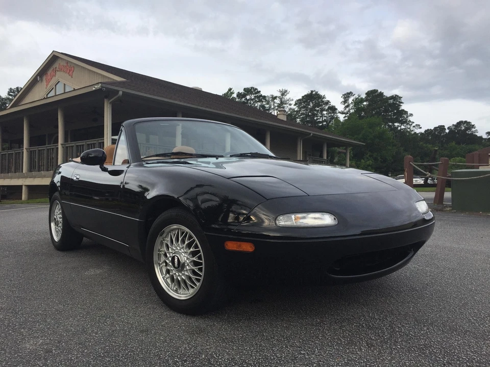 1992 Mazda NA MX-5 Miata - Image 9 of 31