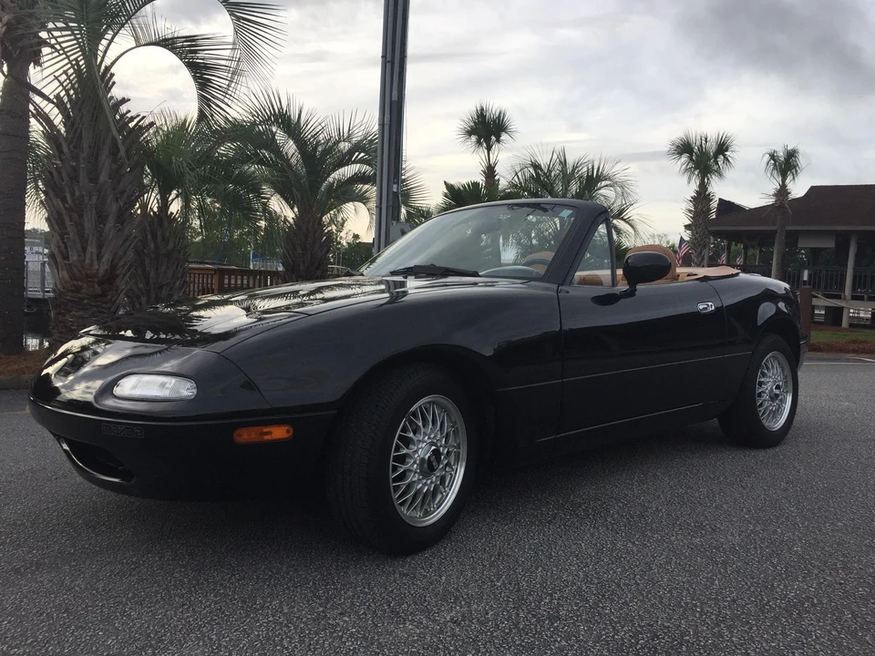 1992 Mazda NA MX-5 Miata - Image 11 of 31
