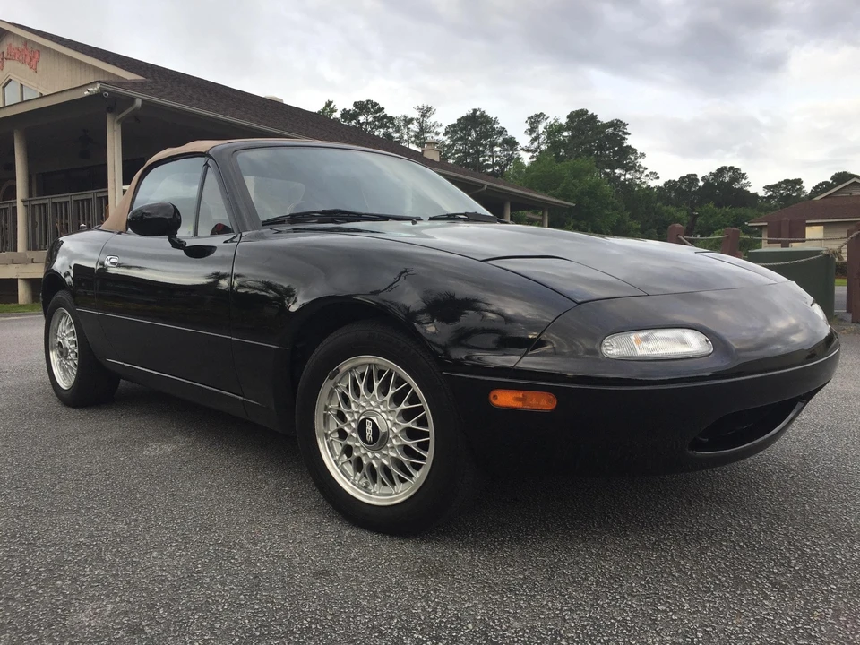 1992 Mazda NA MX-5 Miata - Image 19 of 31