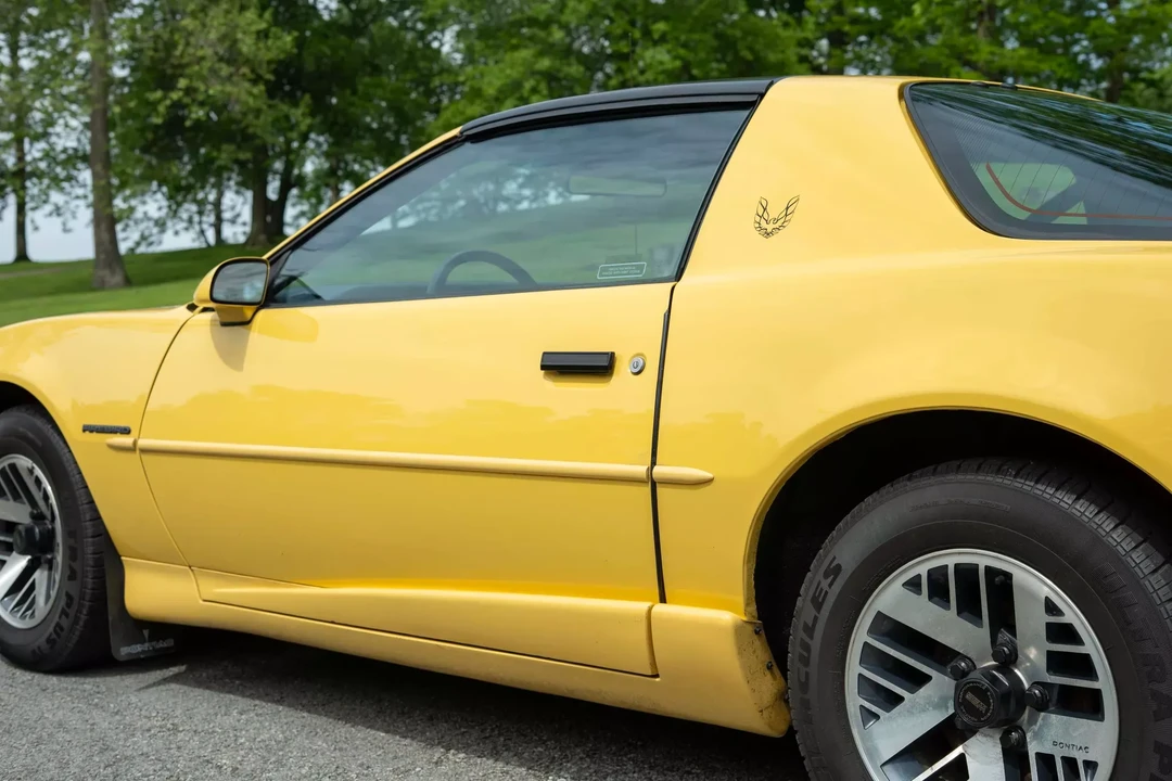 1992 Pontiac Firebird 3rd Gen - Image 31 of 31