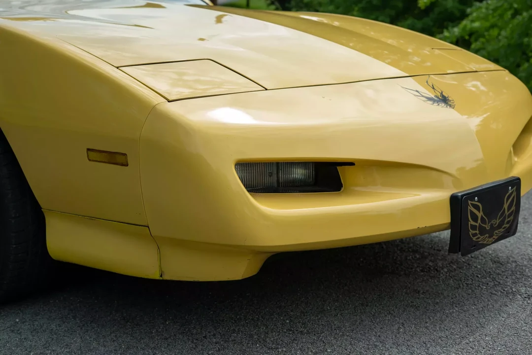 1992 Pontiac Firebird 3rd Gen - Image 18 of 31