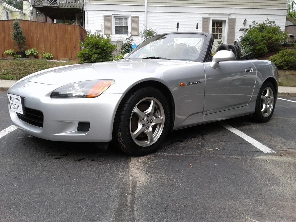 2002 Honda AP1 S2000 - Image 2 of 31