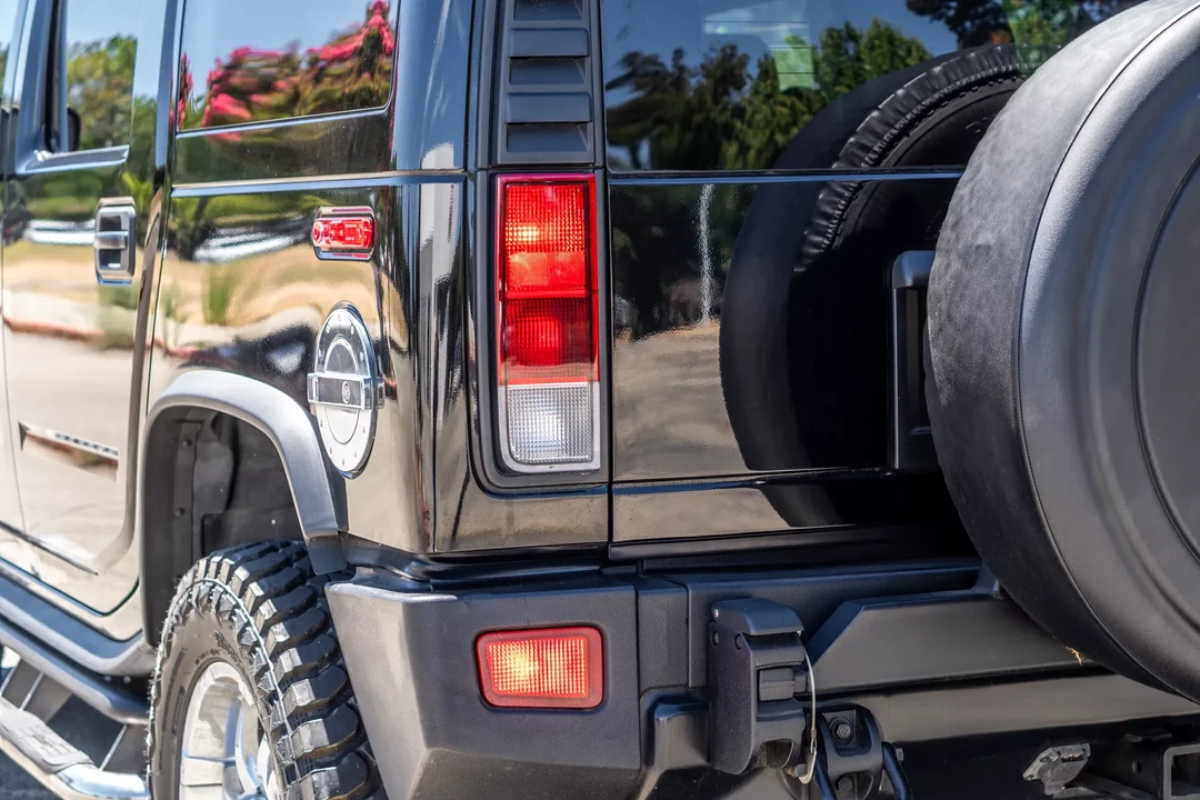 2005 Hummer Hummer H2 - Image 28 of 31