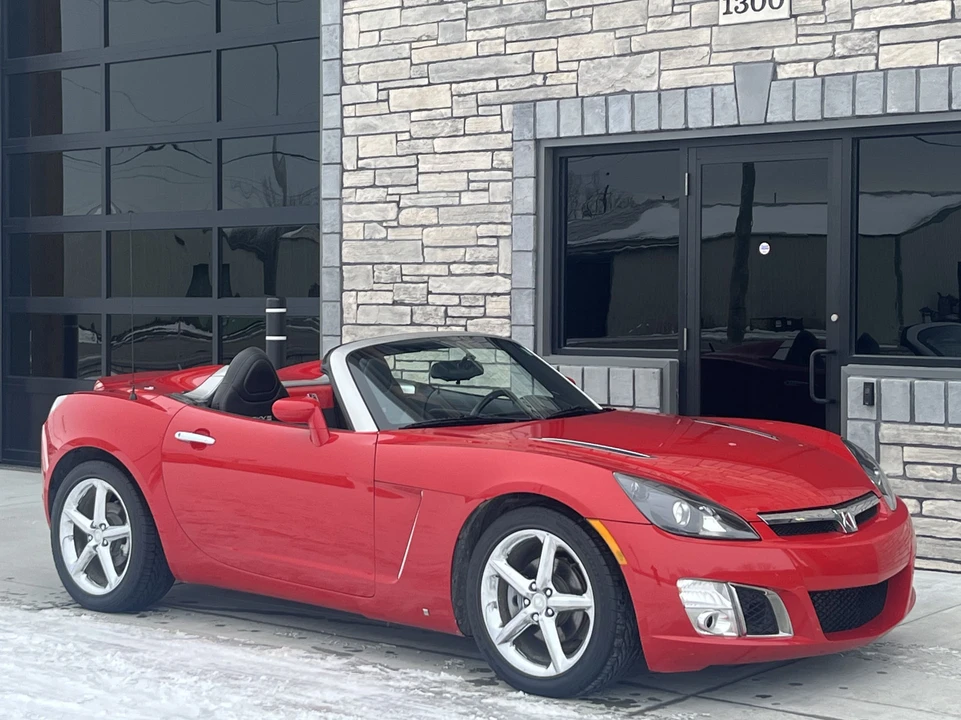 2007 Saturn Sky Red Line - Image 2 of 31