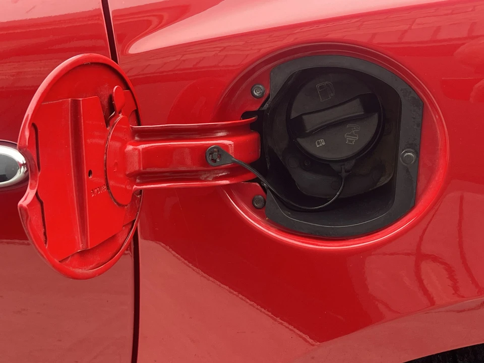 2007 Saturn Sky Red Line - Image 29 of 31