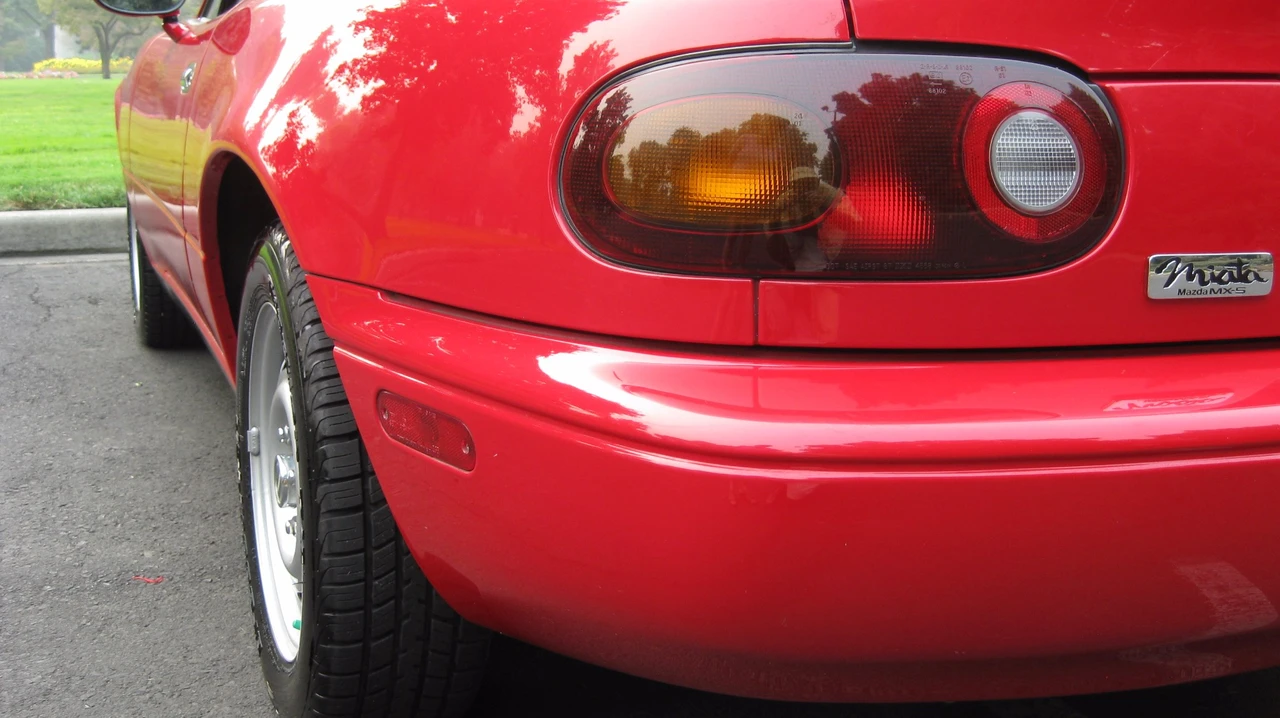 1992 Mazda NA MX-5 Miata - Image 16 of 31