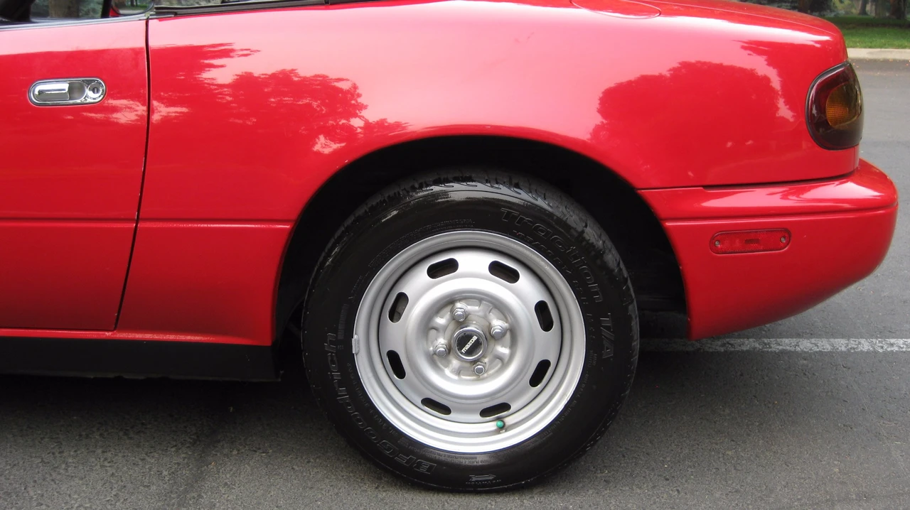 1992 Mazda NA MX-5 Miata - Image 15 of 31