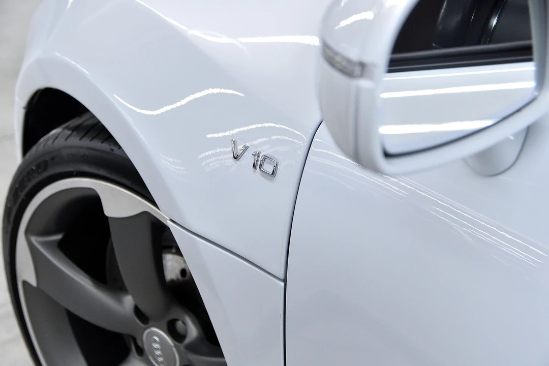 2012 Audi 42 R8 - Image 14 of 31