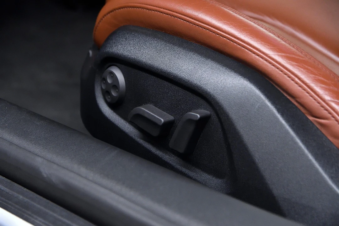 2012 Audi 42 R8 - Image 24 of 31