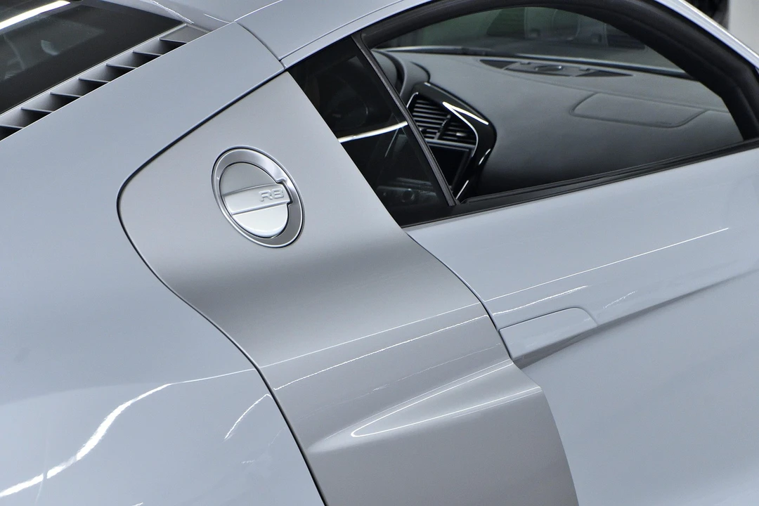 2012 Audi 42 R8 - Image 13 of 31