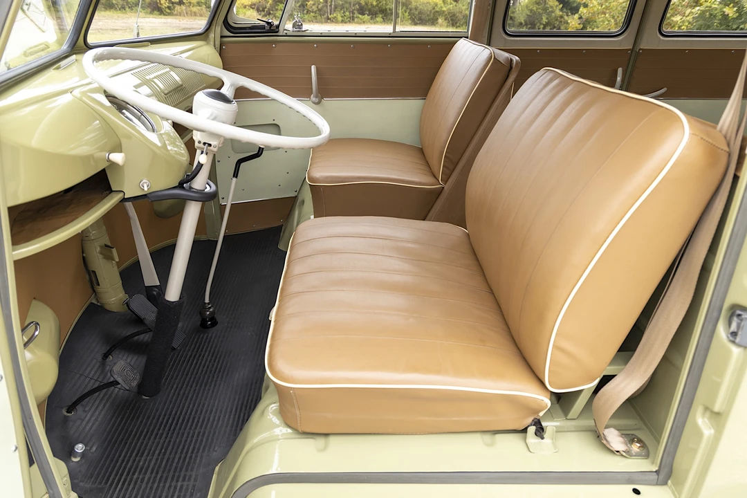 1961 Volkswagen Split-Window Bus - Image 26 of 31