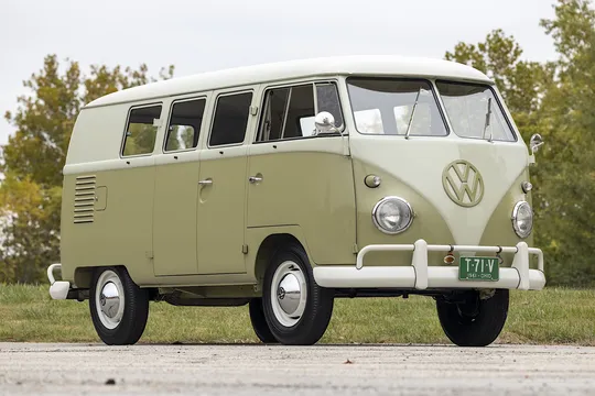 1961 Volkswagen Split-Window Bus - Image 2 of 31