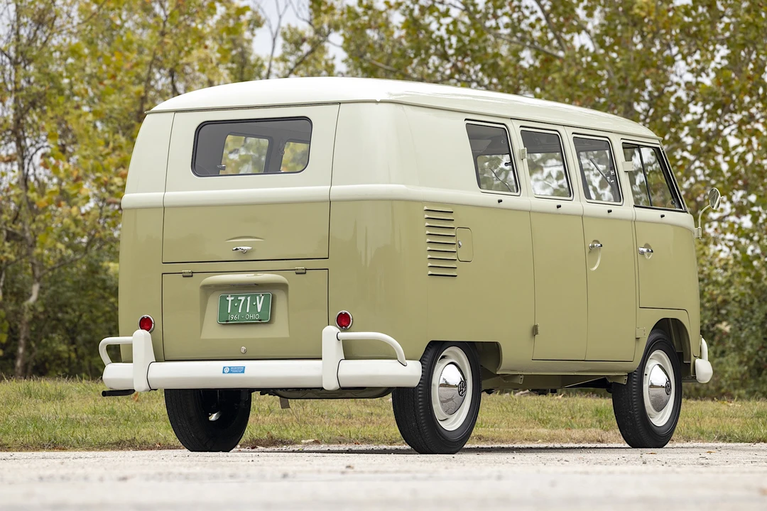 1961 Volkswagen Split-Window Bus - Image 11 of 31