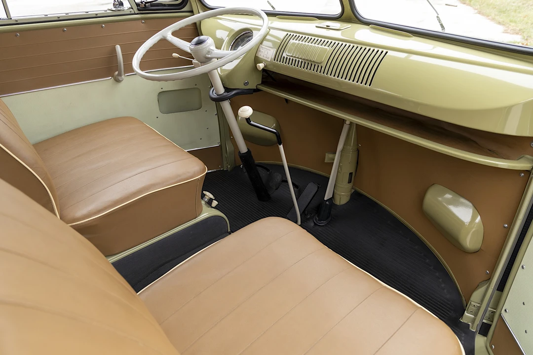 1961 Volkswagen Split-Window Bus - Image 28 of 31
