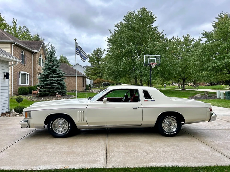1979 Chrysler Cordoba - Image 9 of 31