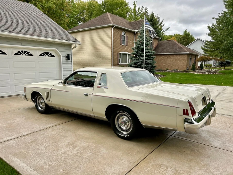 1979 Chrysler Cordoba - Image 10 of 31