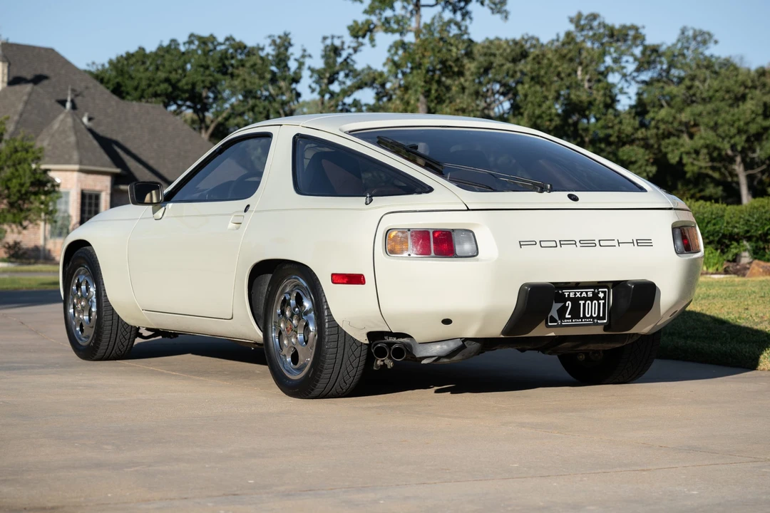 1981 Porsche 928 - Image 6 of 31