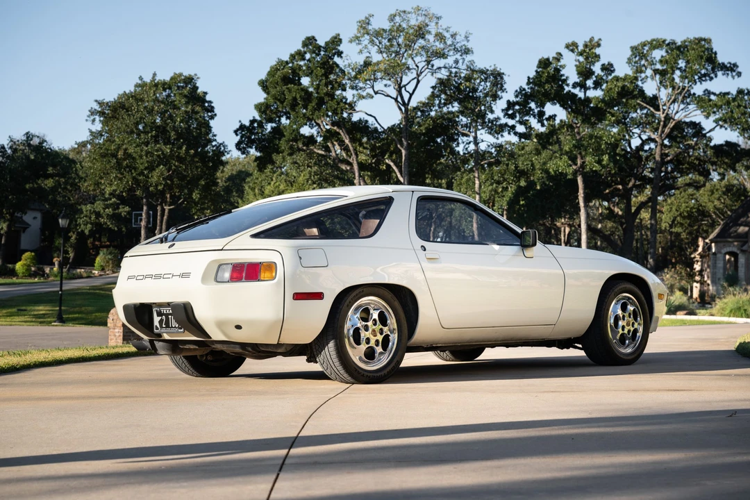 1981 Porsche 928 - Image 4 of 31