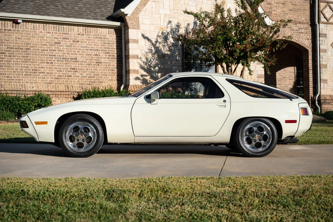1981 Porsche 928 - Image 7 of 31