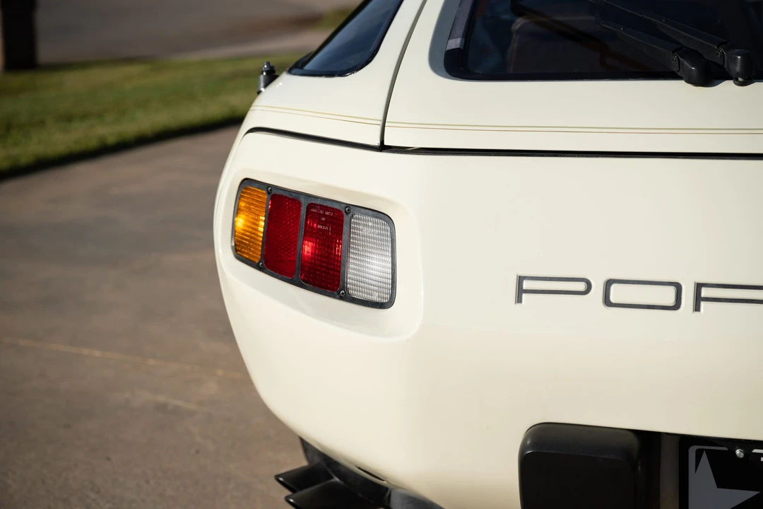 1981 Porsche 928 - Image 16 of 31