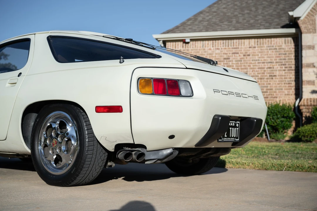 1981 Porsche 928 - Image 29 of 31