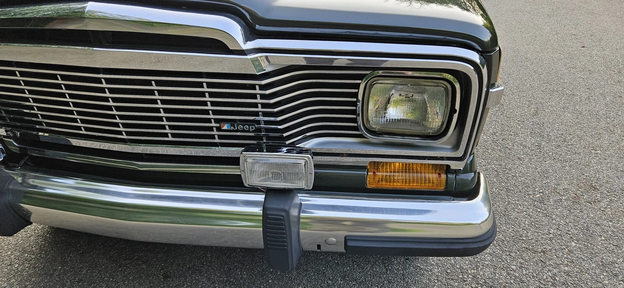 1983 Jeep SJ Wagoneer - Image 12 of 31
