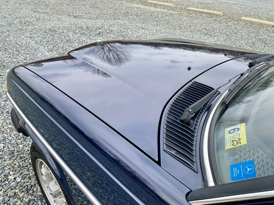 1984 Mercedes-Benz W123 Sedan - Image 31 of 31