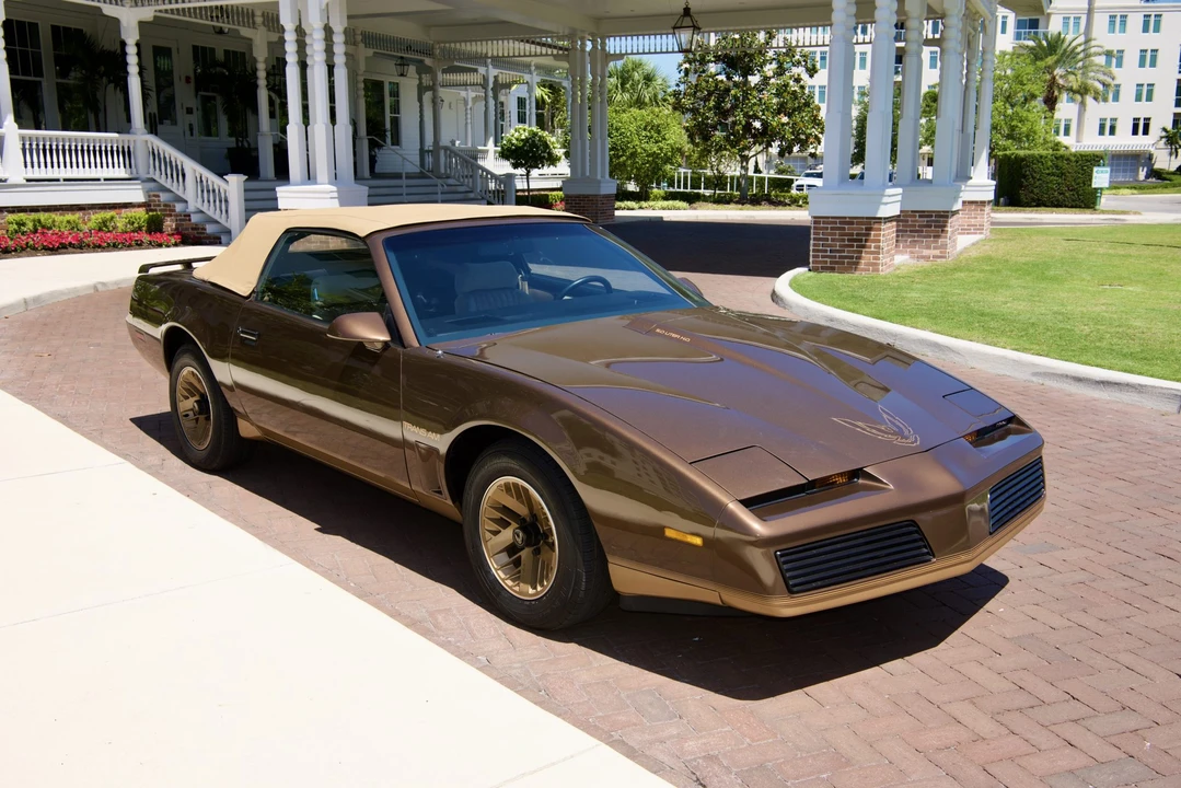 1984 Pontiac Firebird Trans Am 3rd Gen - Image 5 of 31