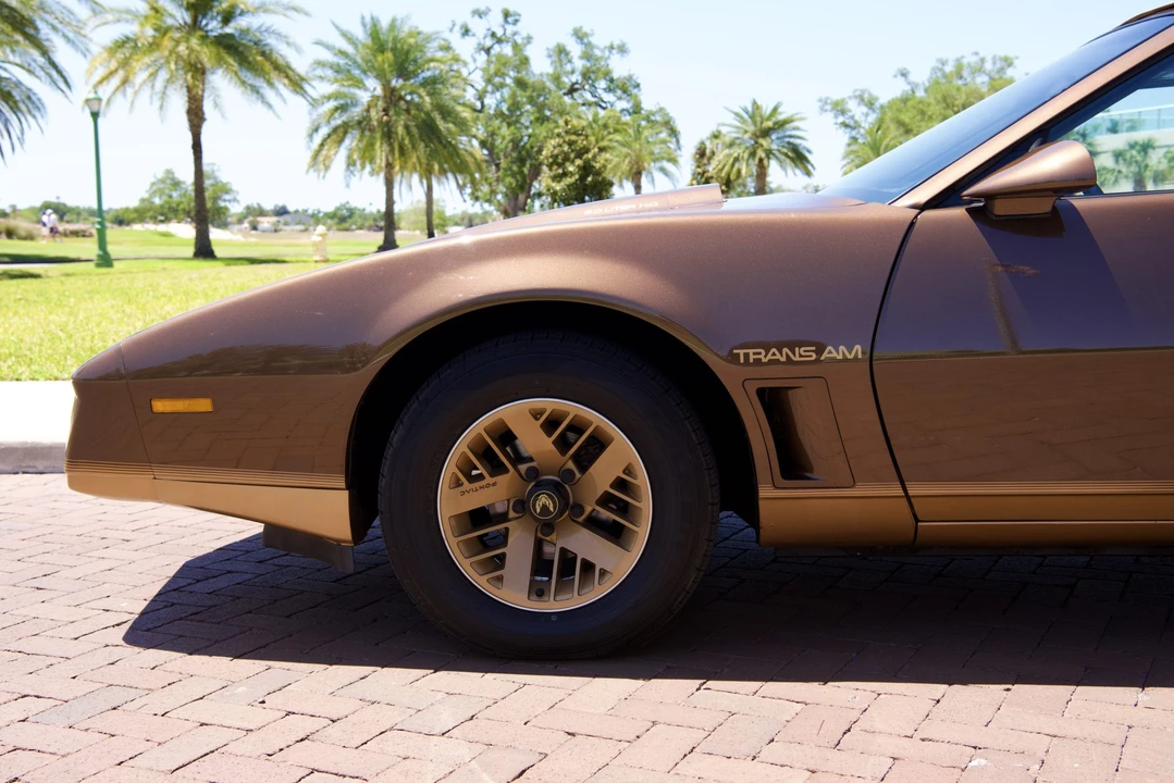 1984 Pontiac Firebird Trans Am 3rd Gen - Image 26 of 31