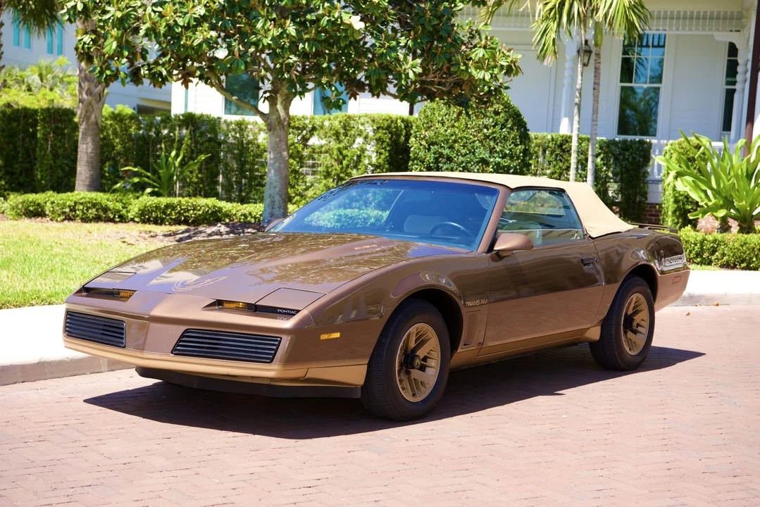1984 Pontiac Firebird Trans Am 3rd Gen - Image 8 of 31