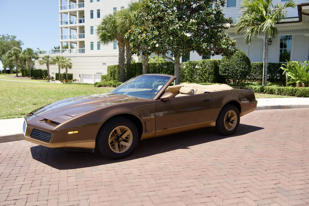 1984 Pontiac Firebird Trans Am 3rd Gen - Image 21 of 31