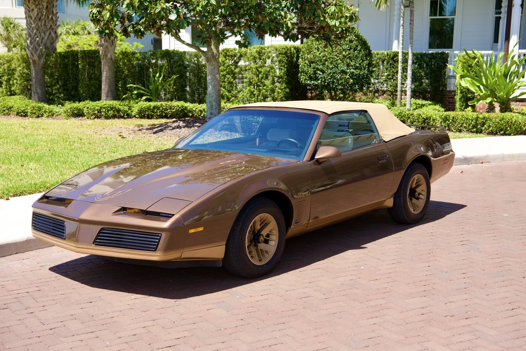 1984 Pontiac Firebird Trans Am 3rd Gen - Image 7 of 31