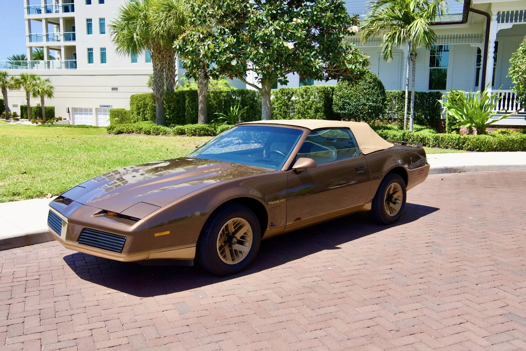 1984 Pontiac Firebird Trans Am 3rd Gen - Image 11 of 31