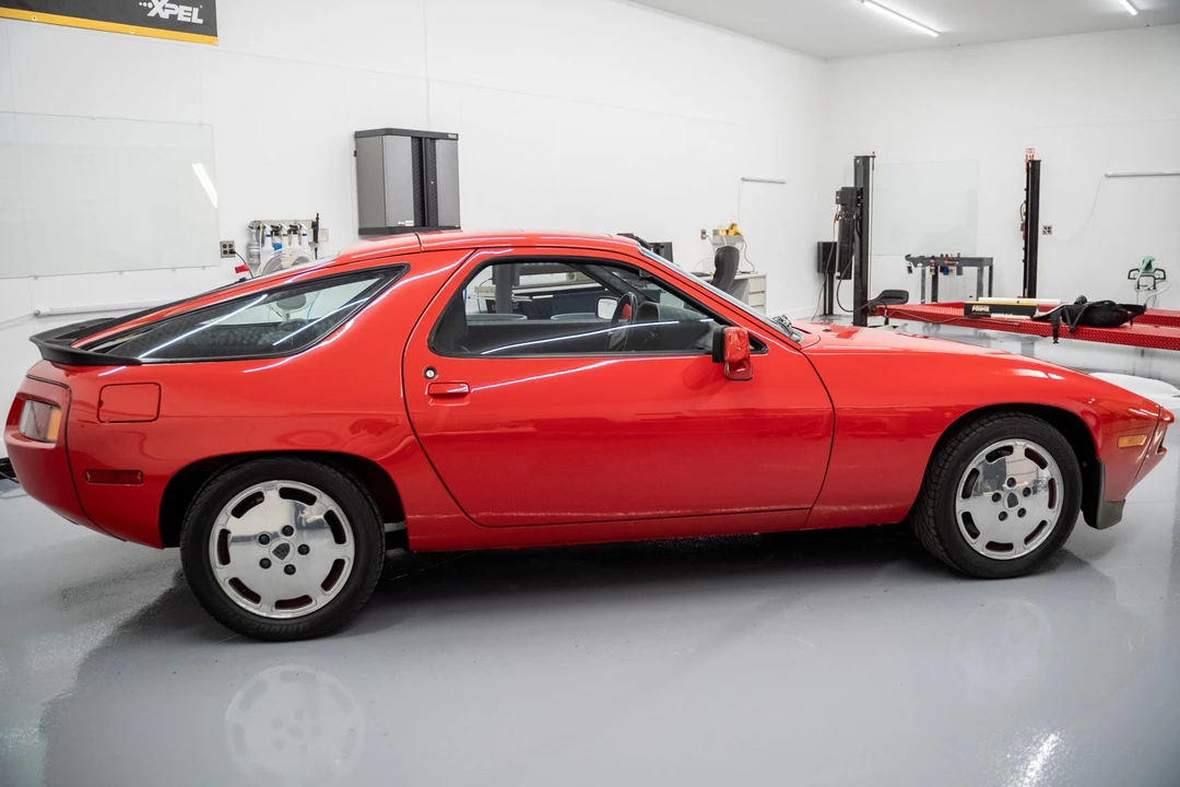 1984 Porsche 928 S - Image 15 of 31