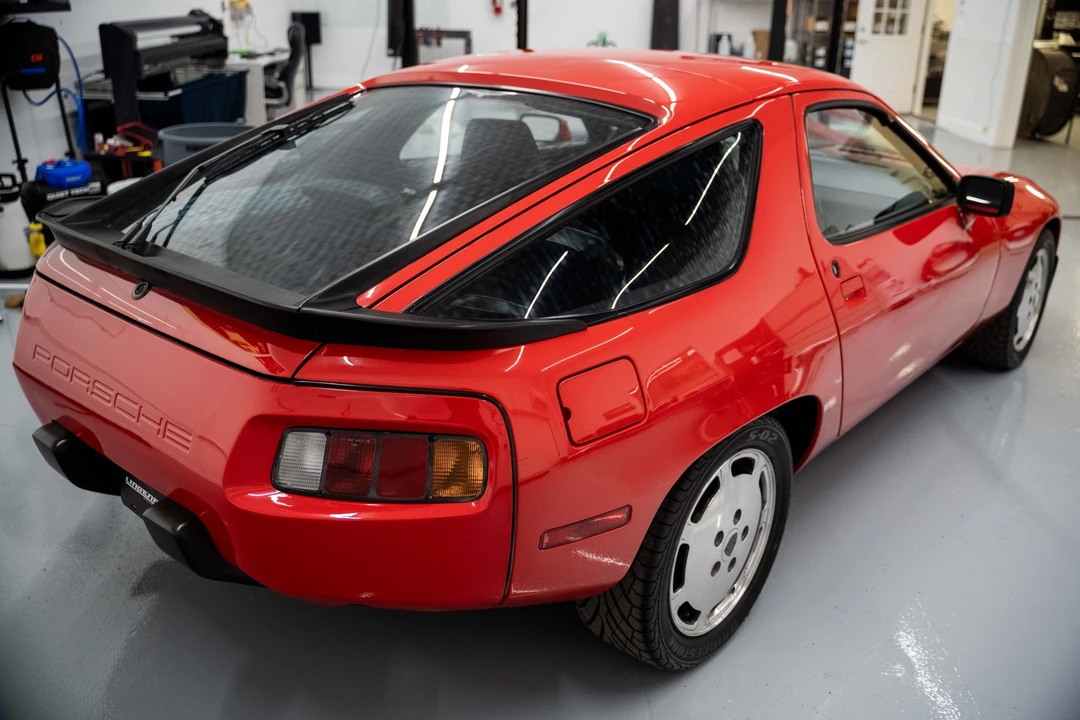 1984 Porsche 928 S - Image 17 of 31