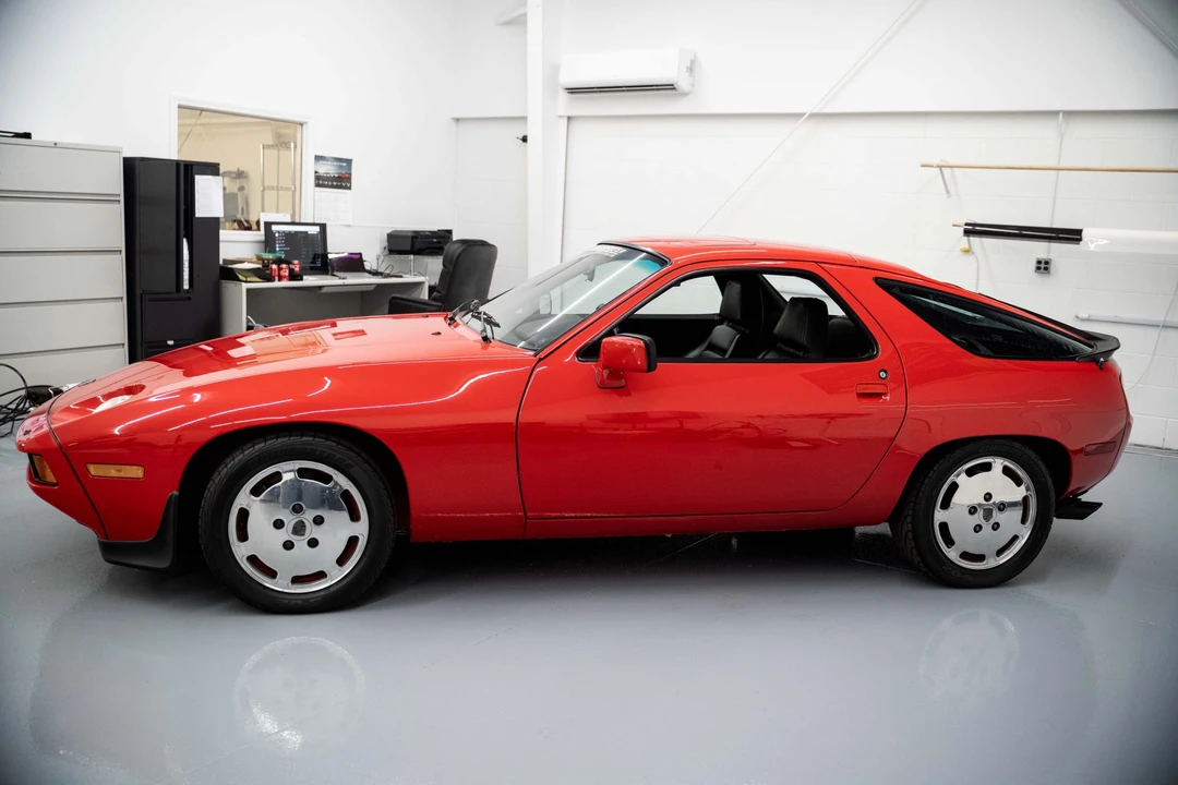 1984 Porsche 928 S - Image 11 of 31