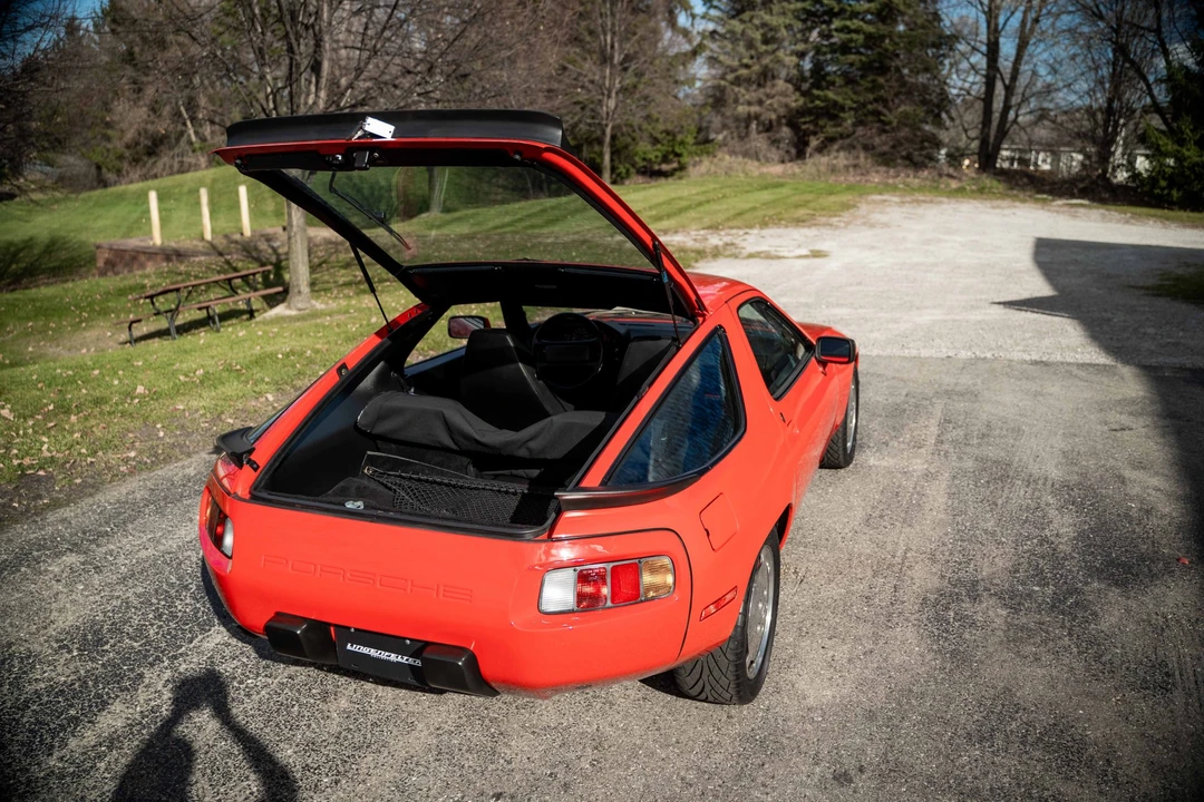 1984 Porsche 928 S - Image 19 of 31