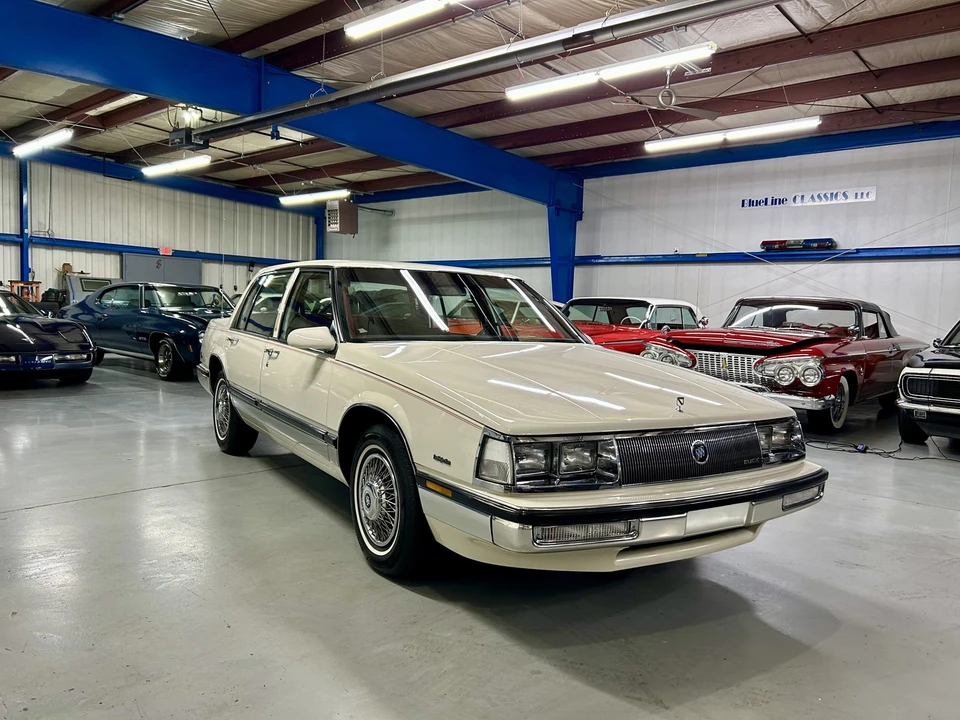 1985 Buick Electra - Image 3 of 31