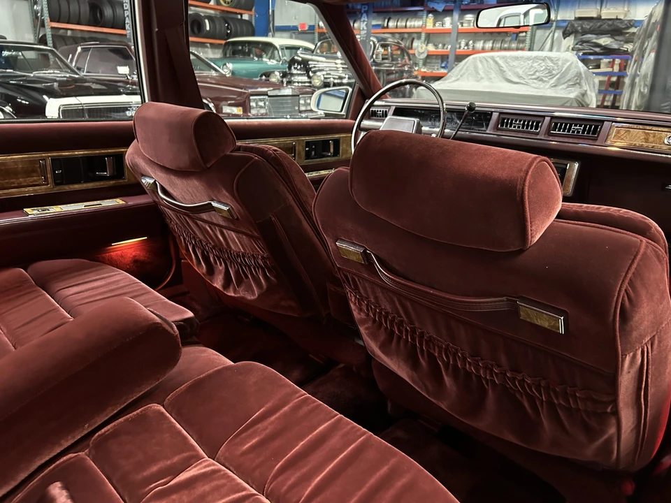 1985 Buick Electra - Image 30 of 31