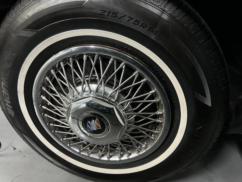 1985 Buick Electra - Image 20 of 31