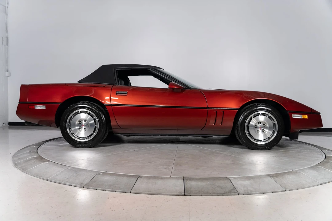 1986 Chevrolet Corvette C4 - Image 17 of 31