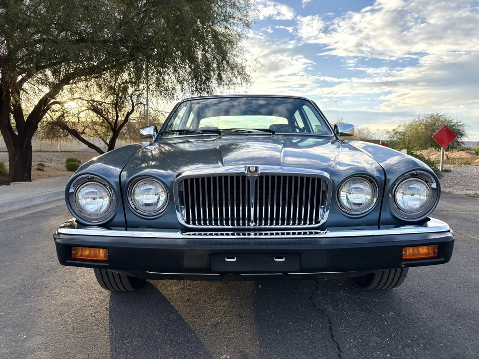 1986 Jaguar XJ Series 3 - Image 2 of 31