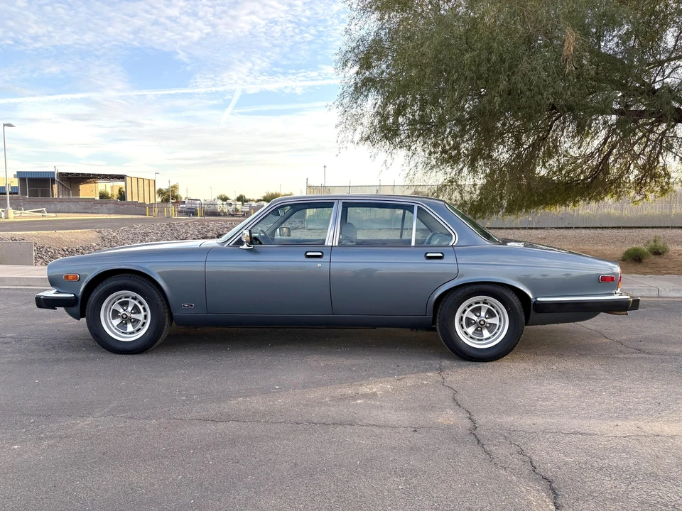 1986 Jaguar XJ Series 3 - Image 8 of 31