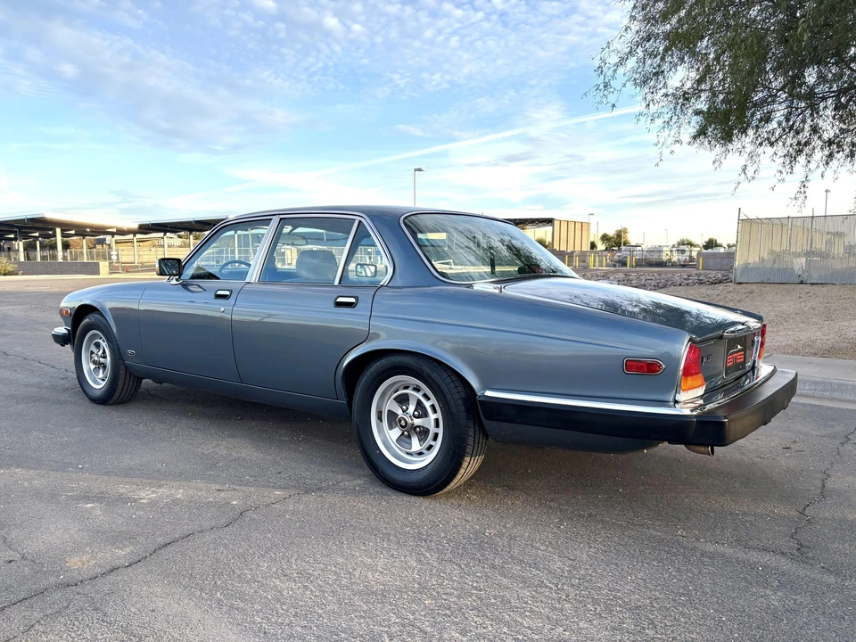 1986 Jaguar XJ Series 3 - Image 10 of 31