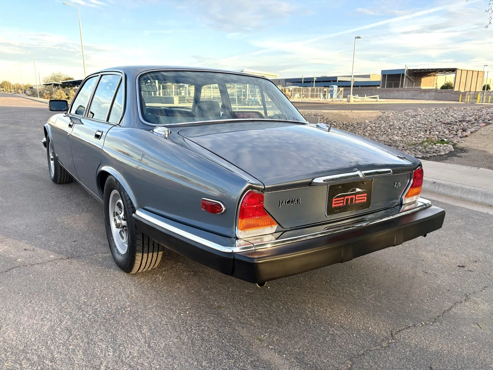 1986 Jaguar XJ Series 3 - Image 12 of 31