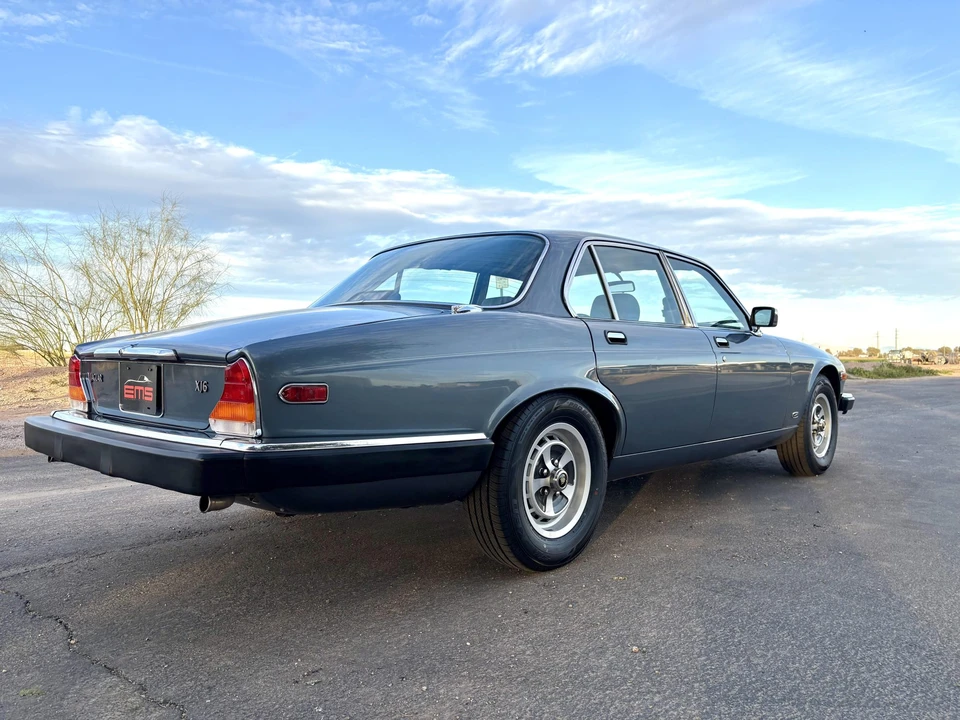 1986 Jaguar XJ Series 3 - Image 18 of 31