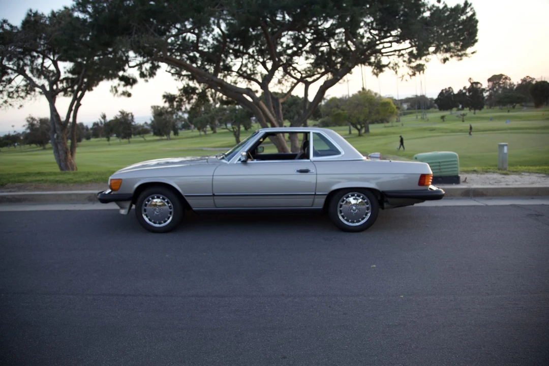 1986 Mercedes-Benz R107 SL-Class - Image 7 of 31