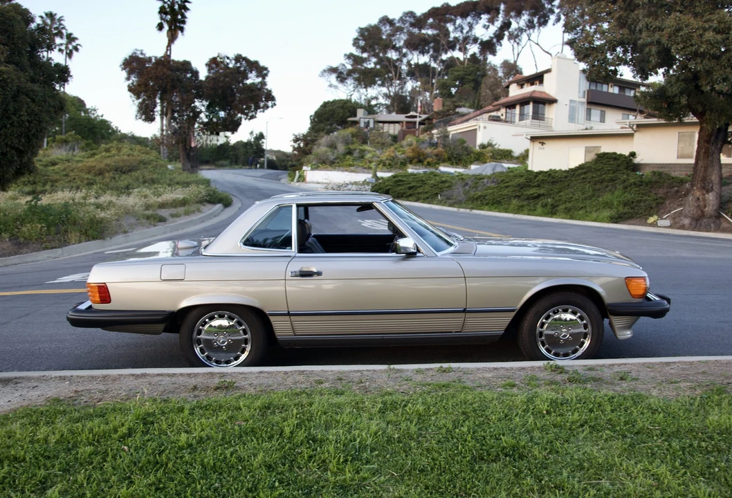 1986 Mercedes-Benz R107 SL-Class - Image 11 of 31