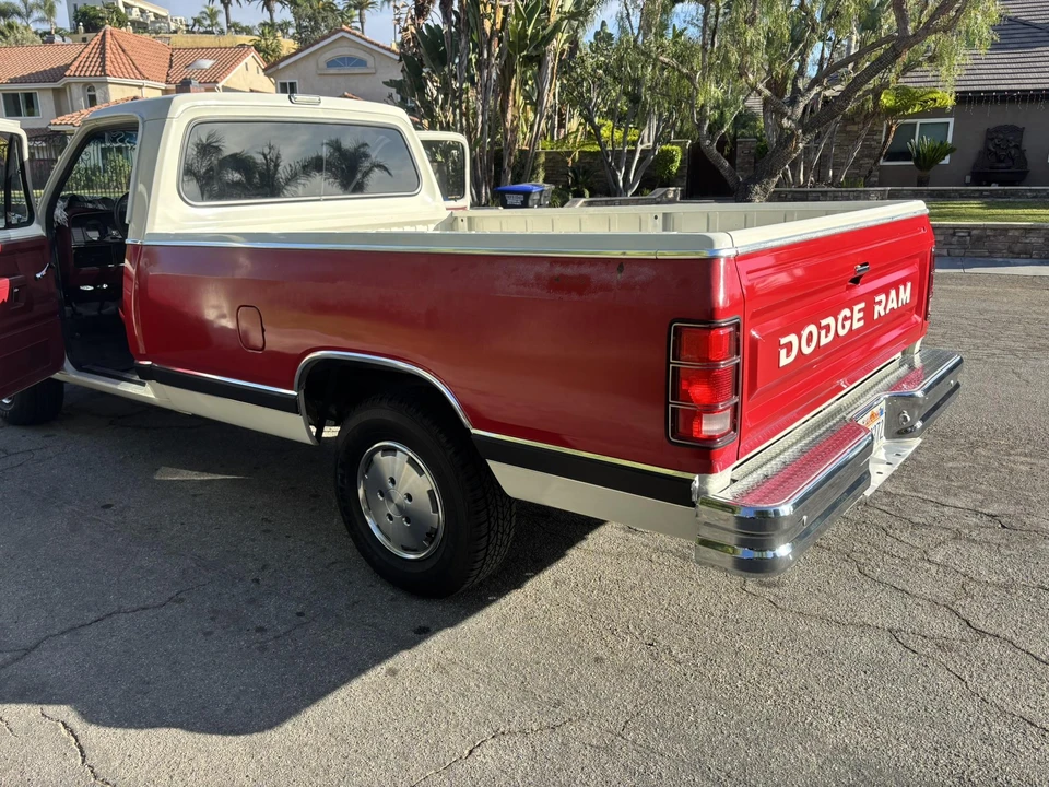 1987 Dodge Ram 1st Gen - Image 27 of 31
