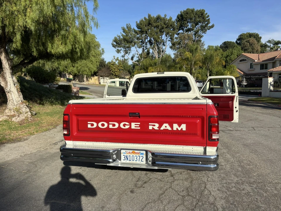 1987 Dodge Ram 1st Gen - Image 24 of 31